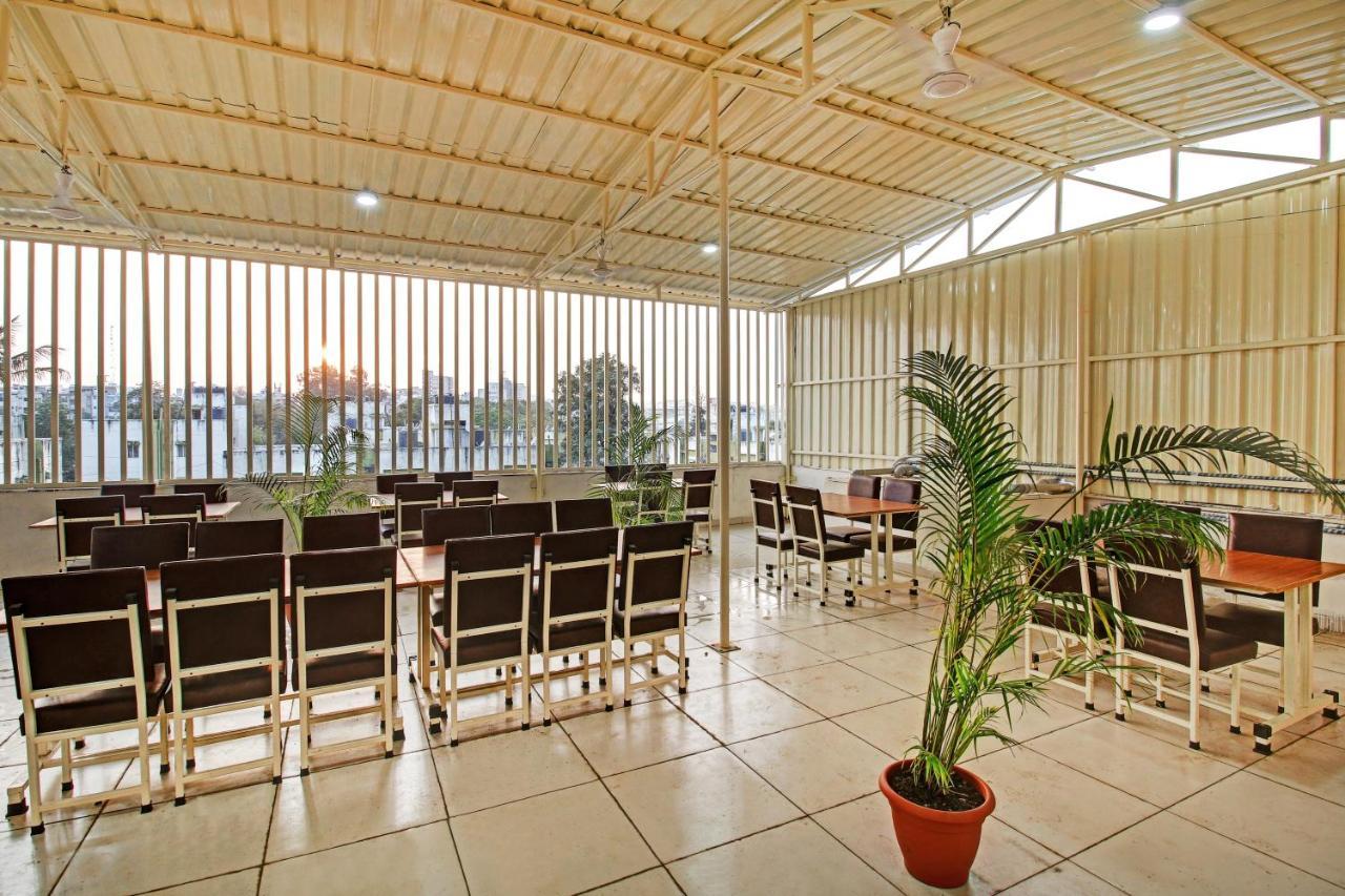 Treebo Krishna Regency Isbt Bus Stop Bhopal Exterior foto